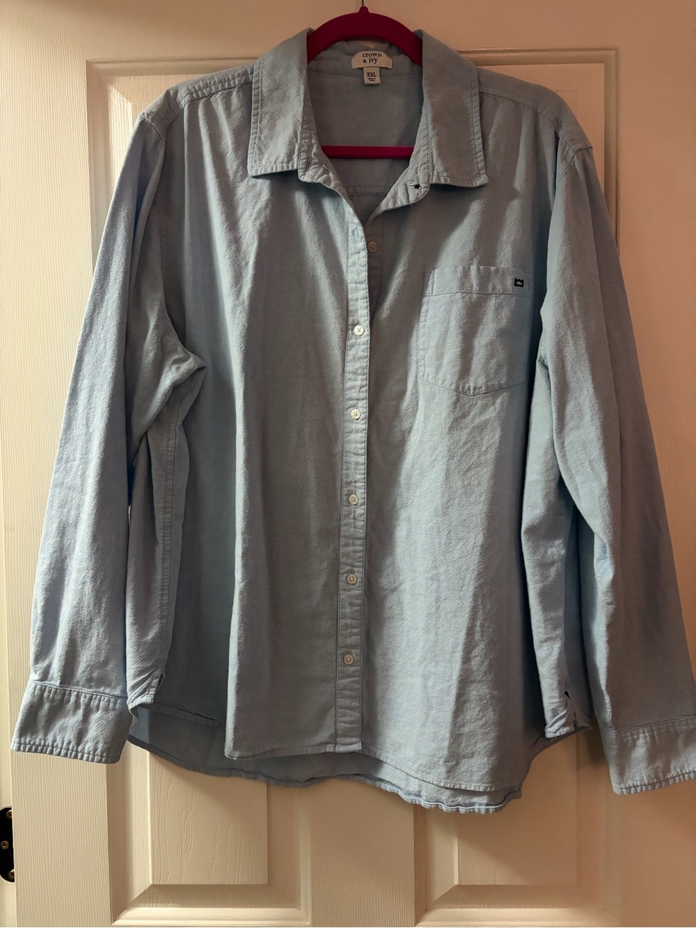crown & ivy Light Blue Button-Down Women's Shirt